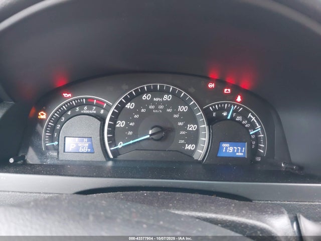 2014 Toyota Camry Le მანქანა იყიდება აუქციონზე, vin: 4T4BF1FK0ER425970, აუქციონის ნომერი: 43377904