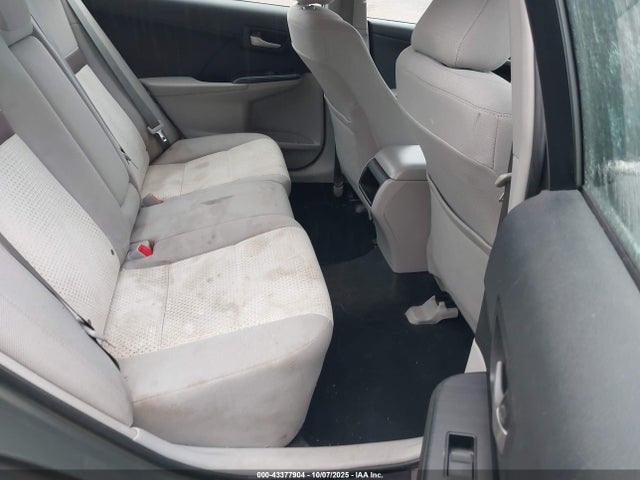 2014 Toyota Camry Le მანქანა იყიდება აუქციონზე, vin: 4T4BF1FK0ER425970, აუქციონის ნომერი: 43377904