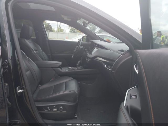 2019 CADILLAC XT4 1GYFZFR48KF103007 Photo 4