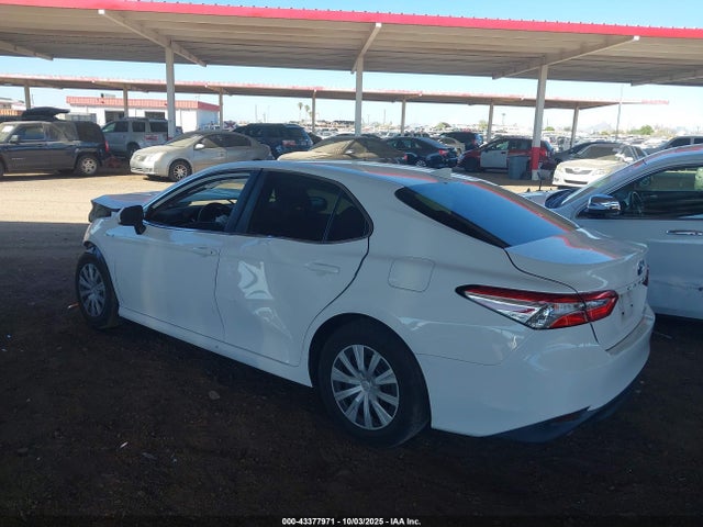 2019 TOYOTA CAMRY HYBRID 4T1B31HK9KU516473 Photo 2