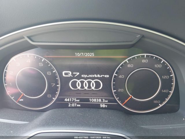 2017 AUDI Q7 WA1LAAF7XHD020470 Photo 6