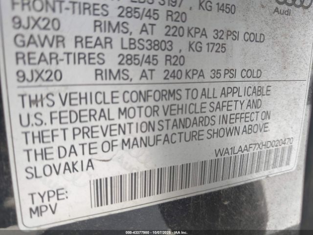 2017 AUDI Q7 WA1LAAF7XHD020470 Photo 8