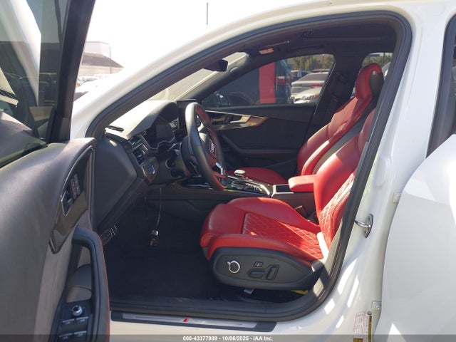 2021 AUDI S4 WAUB4AF49MA031175 Photo 4
