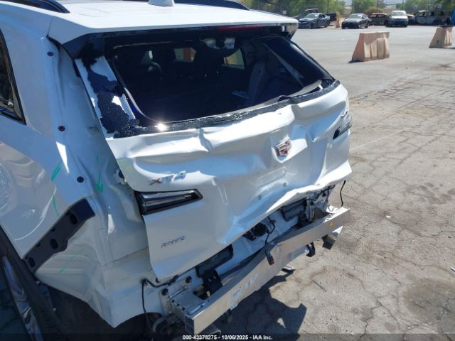 2023 CADILLAC XT4 1GYFZFR49PF104559 Photo 5