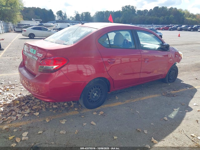 2017 MITSUBISHI MIRAGE G4 ML32F3FJ4HHF17426 Photo 3