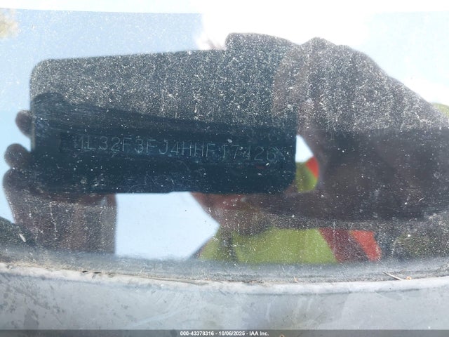 2017 MITSUBISHI MIRAGE G4 ML32F3FJ4HHF17426 Photo 8