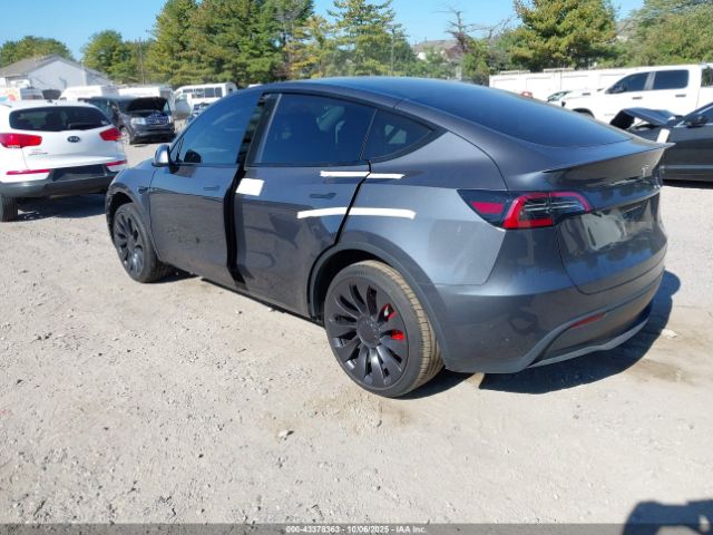2023 TESLA MODEL Y 7SAYGDEF0PF904867 Photo 2
