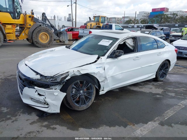 2018 HONDA ACCORD HYBRID 1HGCV3F93JA004434 Photo 1