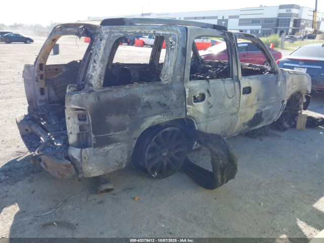 2004 CADILLAC ESCALADE 1GYEC63T84R221654 Photo 3