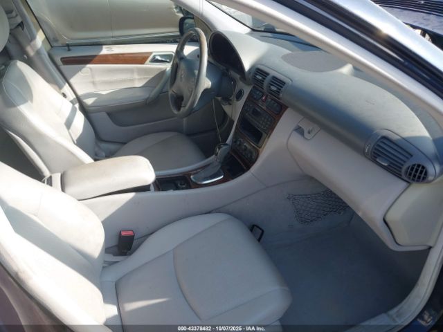 2003 MERCEDES-BENZ C 240 WDBRF61J23F337544 Photo 4