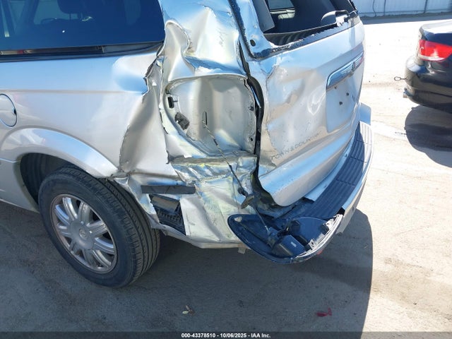 Aukcja sprzedaży 2005 Chrysler Town & Country Limited, vin: 2C4GP64L05R213951, numer aukcji: 43378510