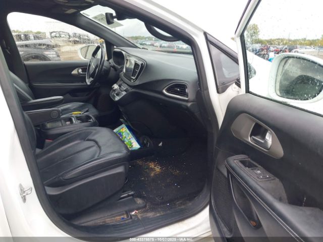 2020 CHRYSLER PACIFICA 2C4RC3BG2LR267869 Photo 4