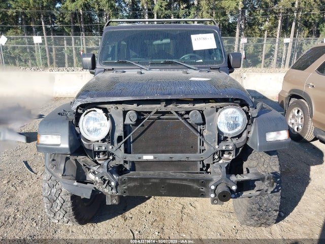 1C4HJXDG8KW623608 Jeep 2019