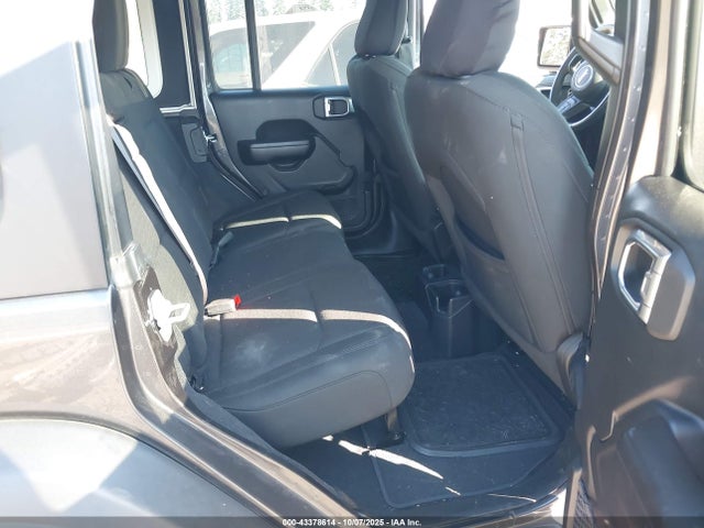1C4HJXDG8KW623608 Jeep 2019