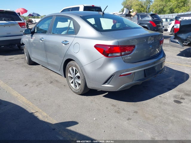 3KPA24AD9NE495028 KIA RIO S