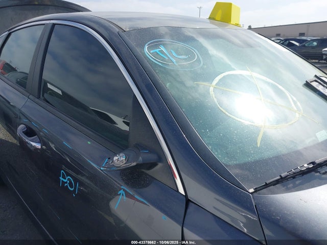 5XXGT4L33JG239626 KIA gdi