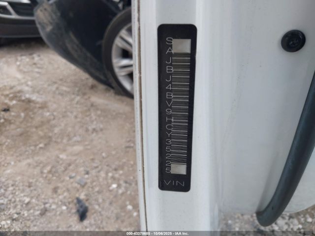 2017 JAGUAR XF SAJBJ4BV9HCY35225 Photo 8