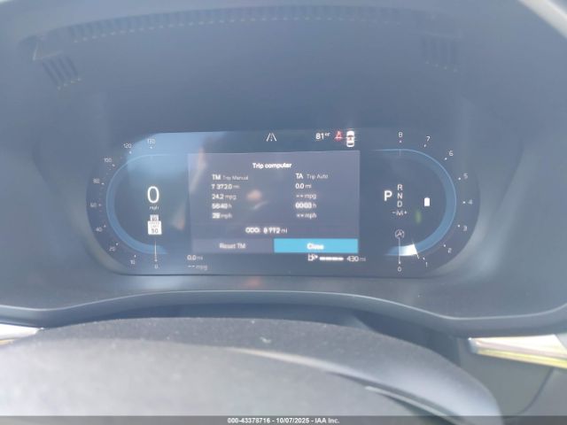 2025 VOLVO XC60 YV4M12RJ7S1204729 Photo 6