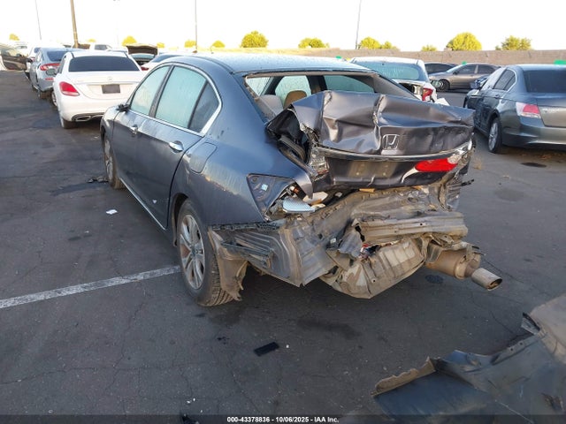 Honda k24w1 2014 1HGCR2F30EA222279 Image 3