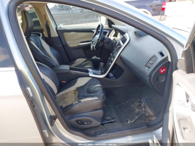 2011 VOLVO XC60 YV4952DL9B2147589 Photo 4