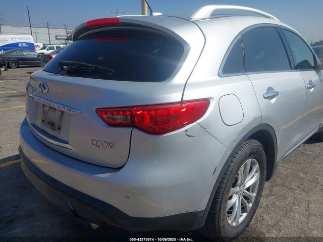 Infiniti QX70 2017 JN8CS1MW6HM413268 Image 17