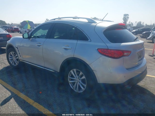 Infiniti QX70 2017 JN8CS1MW6HM413268 Image 3
