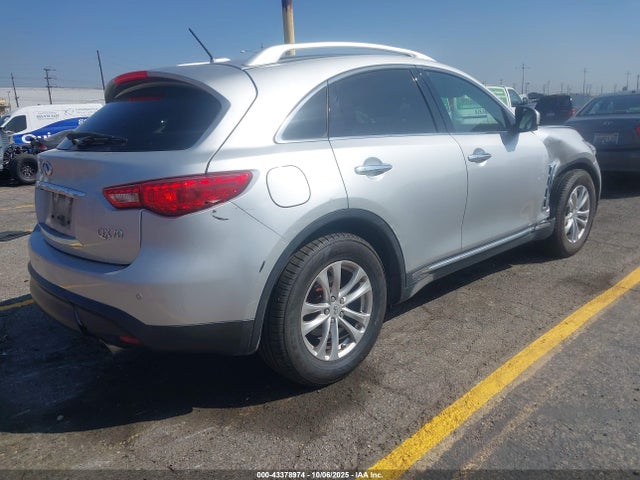 Infiniti QX70 2017 JN8CS1MW6HM413268 Image 4