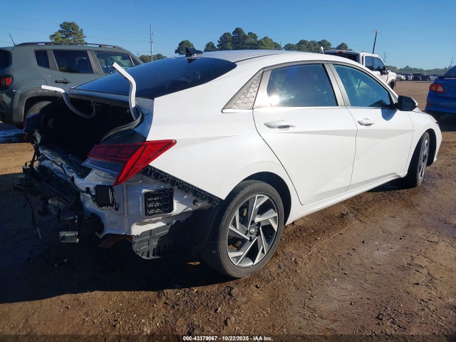 Hyundai ELANTRA SEL 2024 KMHLS4DG2RU656305 Image 4