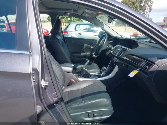 1HGCR2F97HA269530 Honda k24w1