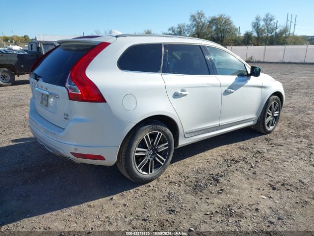2017 VOLVO XC60 YV440MRR1H2039204 Photo 3