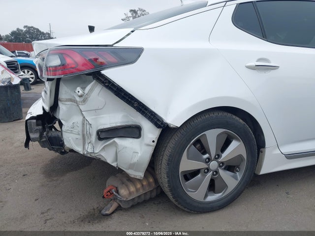 KIA dohc mpi theta ii 2014 KNAGN4AD9E5075098 Image 16