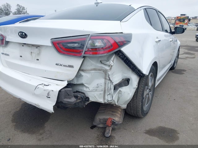 KIA dohc mpi theta ii 2014 KNAGN4AD9E5075098 Image 6