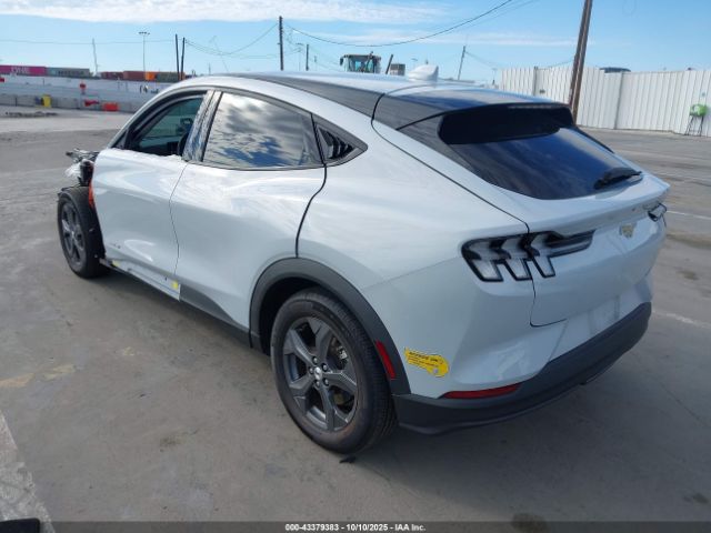 2022 FORD MUSTANG MACH-E 3FMTK1RM6NMA44152 Photo 2