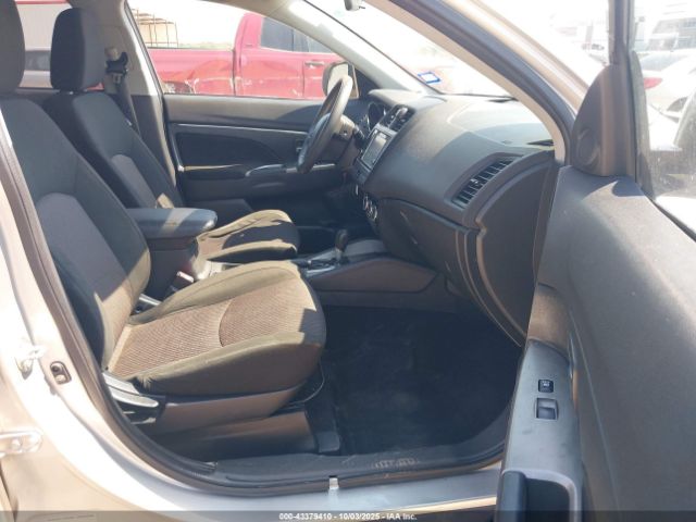 2019 MITSUBISHI OUTLANDER SPORT JA4AP3AU3KU014158 Photo 4