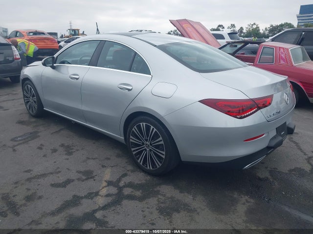 2023 MERCEDES-BENZ CLA 250 COUPE W1K5J4GB5PN330236 Photo 2