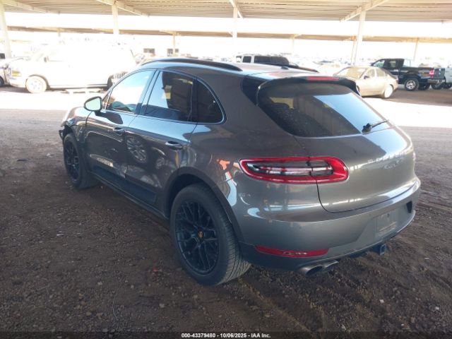 2015 PORSCHE MACAN WP1AB2A56FLB57090 Photo 2