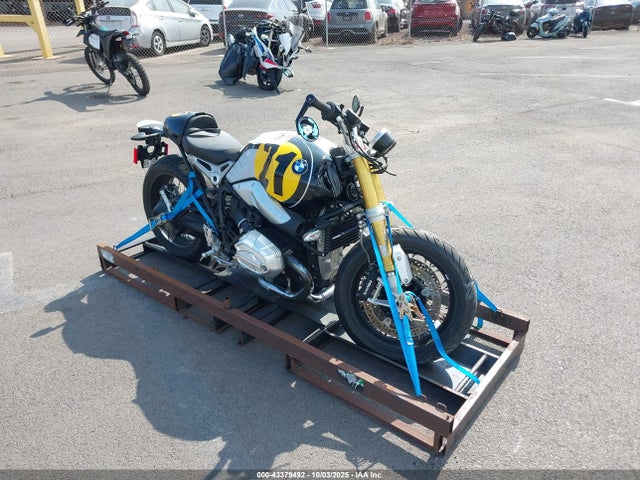 2018 BMW R NINE T WB10J0305JZ698527