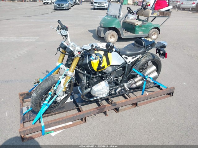 2018 BMW R NINE T WB10J0305JZ698527 Photo 1