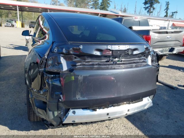 2026 TESLA MODEL Y 7SAYGDED5TF431279 Photo 5