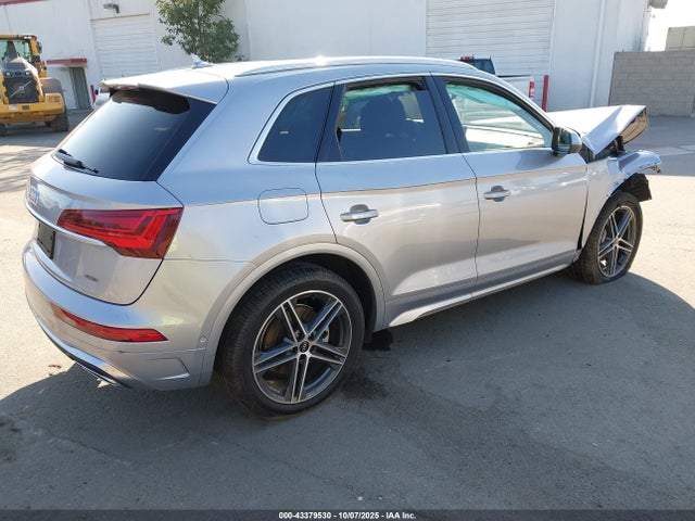 2021 AUDI Q5 WA1F2AFY9M2044087 Photo 3