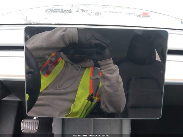 2023 TESLA MODEL Y 7SAYGDEE5PF646577 Photo 6