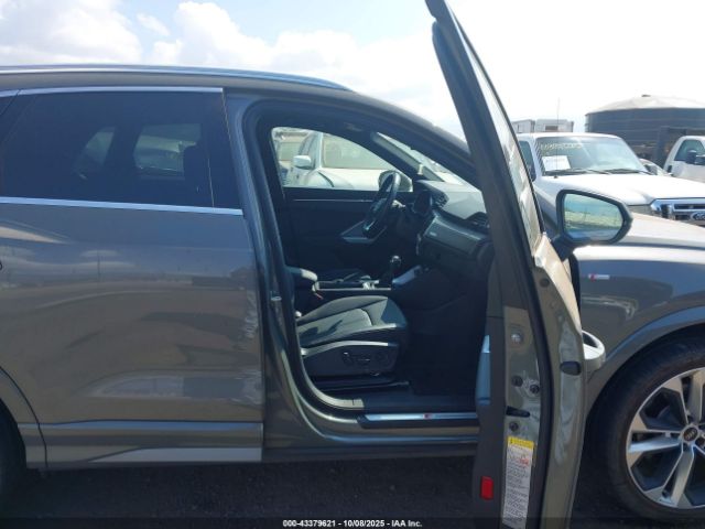 2021 AUDI Q3 WA1EECF30M1100636 Photo 4