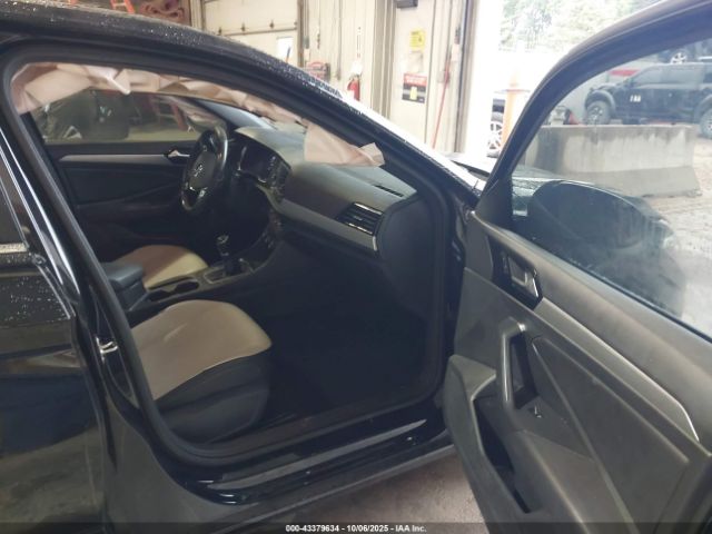 2020 VOLKSWAGEN JETTA 3VWN57BU1LM079175 Photo 4