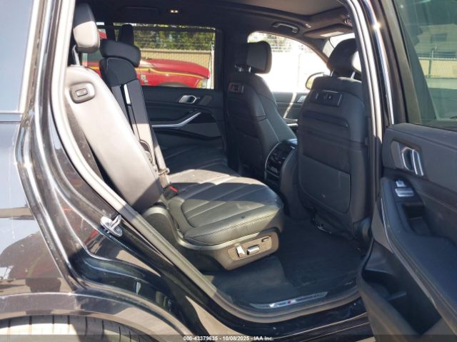 2022 BMW X7 5UXCW2C03N9N11500 Photo 7