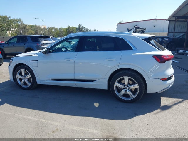 WA1VAAGE2KB010511 Audi E-Tron
