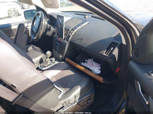 2010 LAND ROVER LR2 SALFR2BN9AH177436 Photo 4