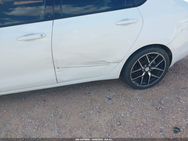 1C3CDFBB2GD727800 Dodge Dart