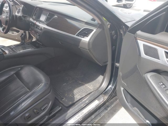 2015 HYUNDAI GENESIS KMHGN4JE1FU099927 Photo 4