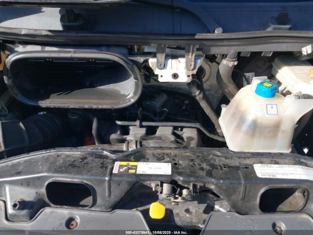 2015 RAM PROMASTER 1500 3C6TRVNG0FE519885 Photo 9