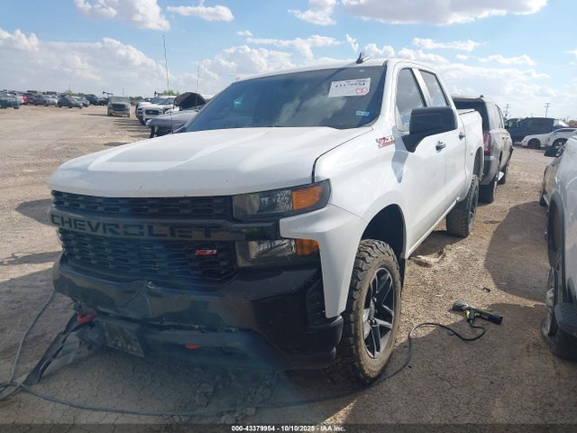 Chevrolet l82 2021 1GCPYCEF5MZ232374 Image 2